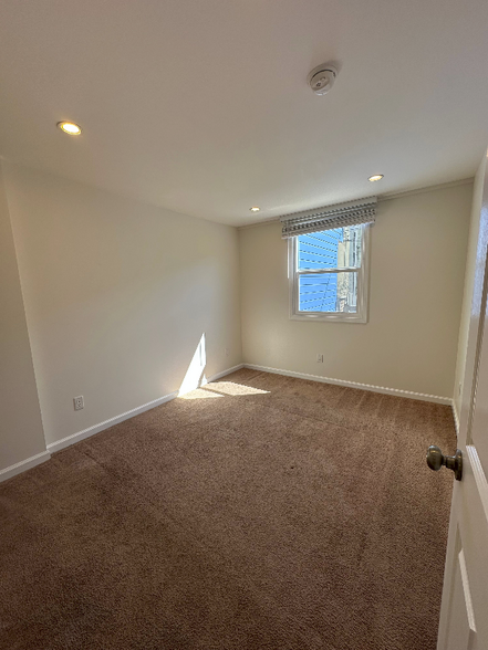 Building Photo - 2843 Folsom St