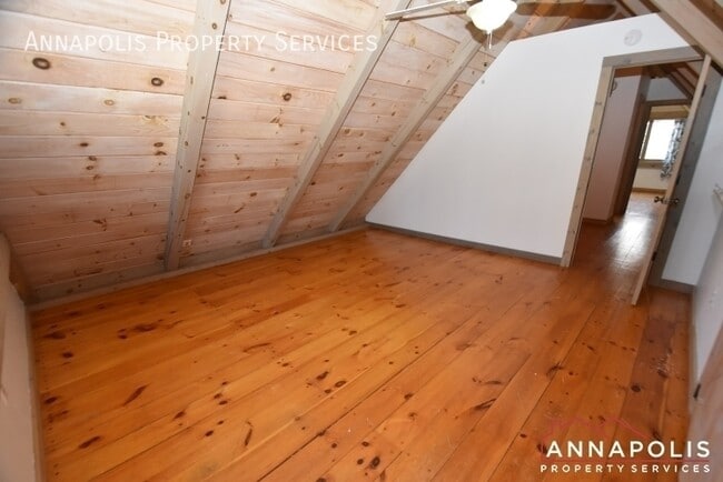 Building Photo - 1810 View Top Ct