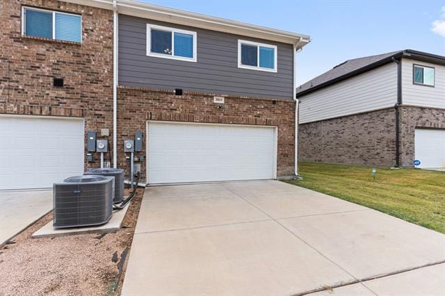 Building Photo - 2833 Bellflower Dr