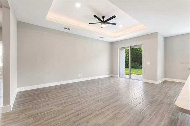 Building Photo - 314 Royal Palm Wy