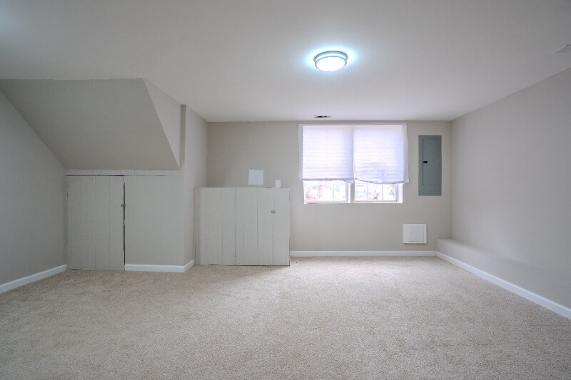 Building Photo - 8505 Castlemill Cir