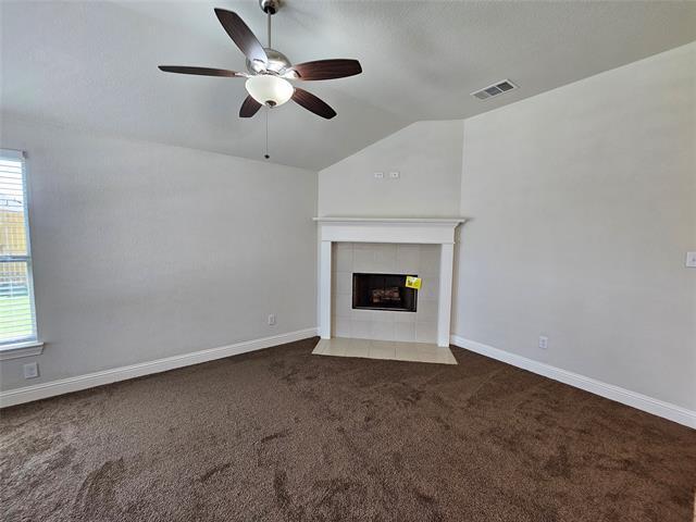 Building Photo - 210 Lariat Trail