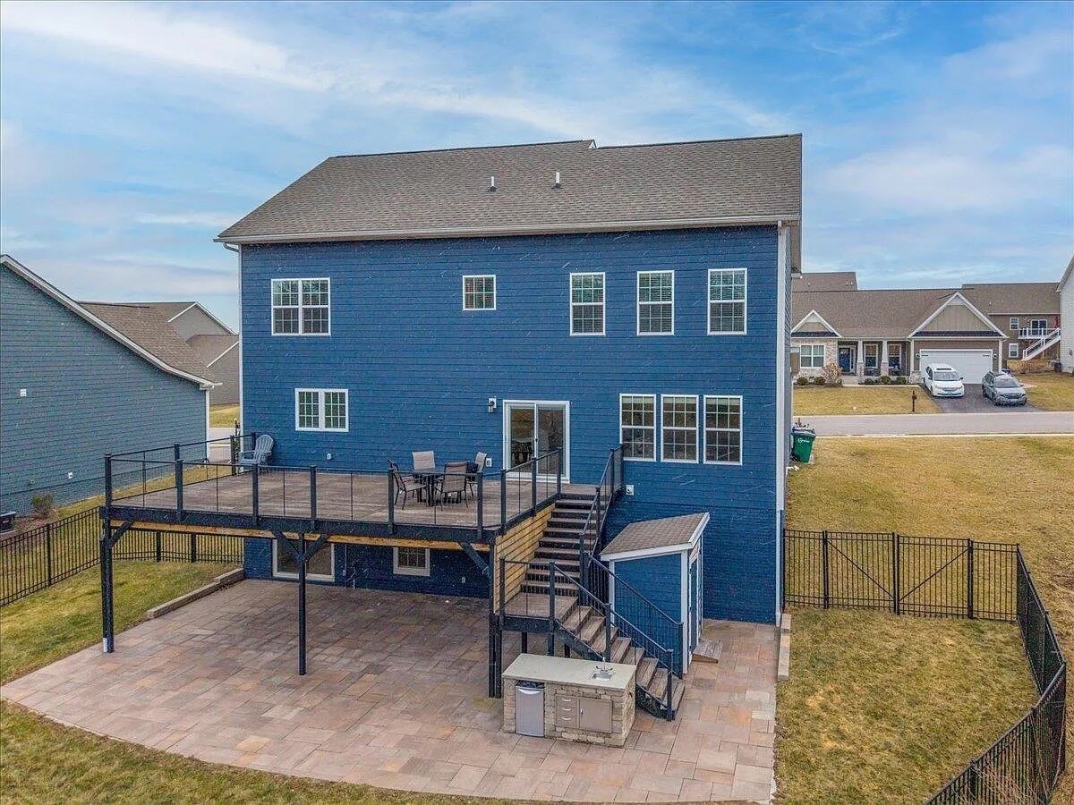 Building Photo - 840 Jefferson Cir