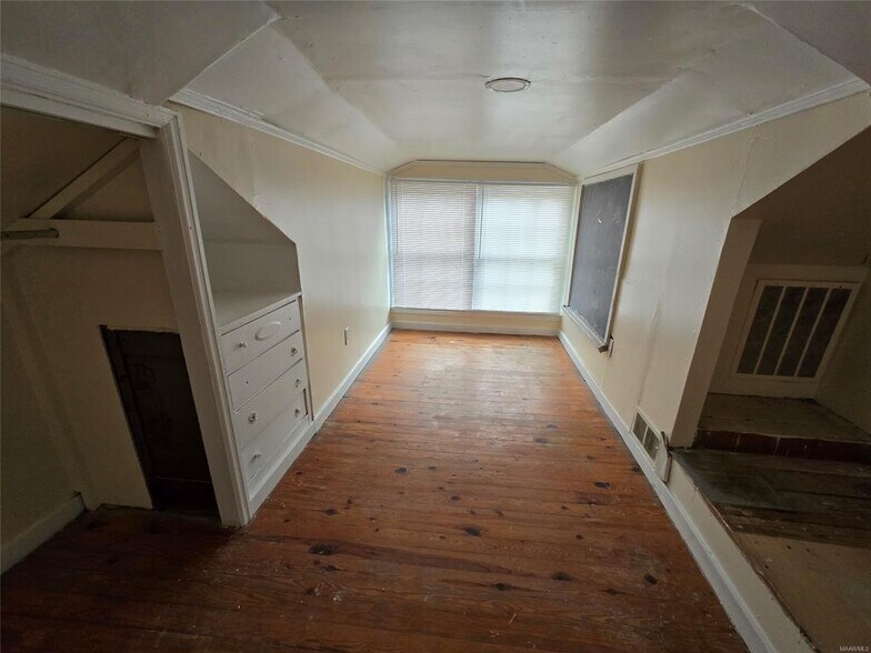 Building Photo - 2036 Gorgas St