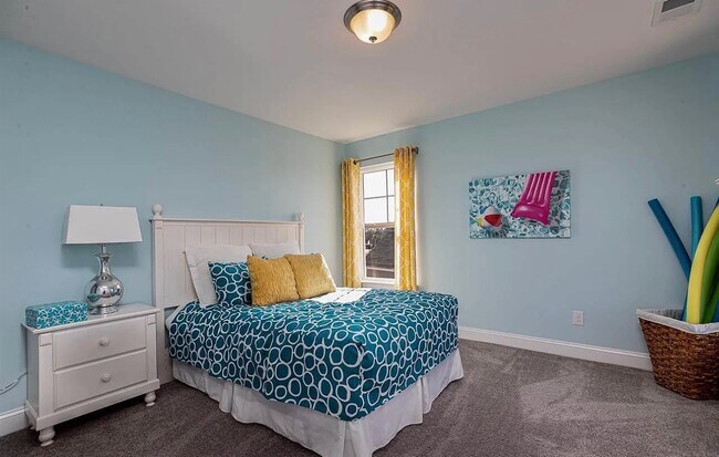 Building Photo - 5032 Magnolia Village Way