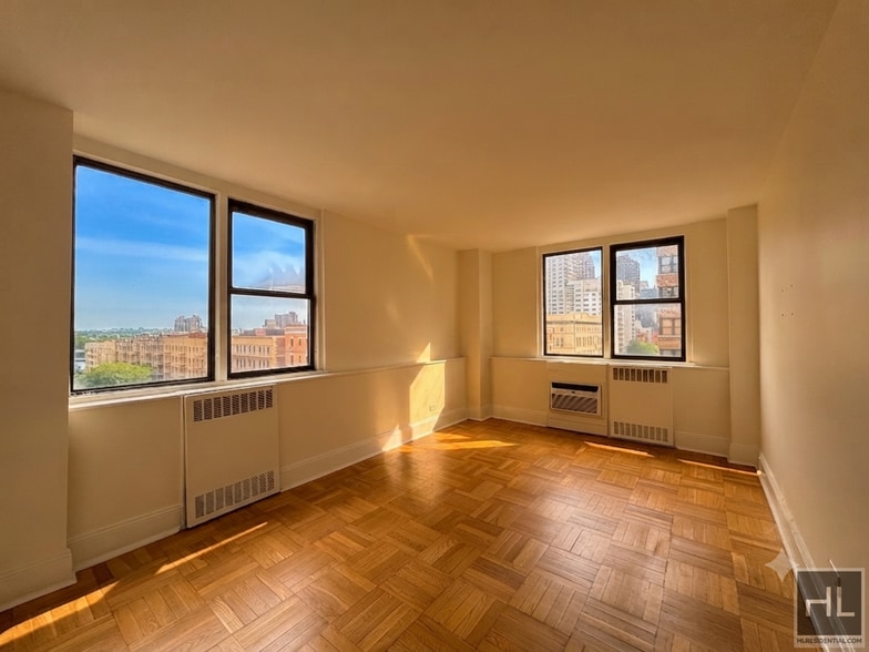 Building Photo - East 79th Street