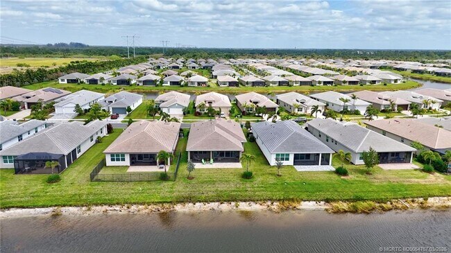 Building Photo - 11933 SW Coral Cove Pkwy