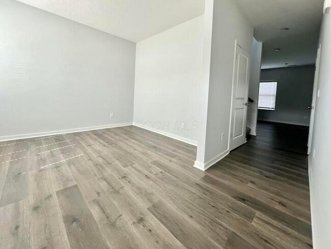Building Photo - 418 Park Vista Dr