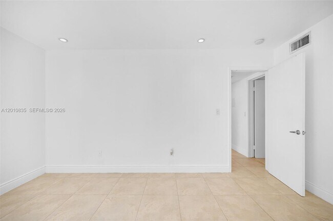 Building Photo - 7483 SW 82nd St