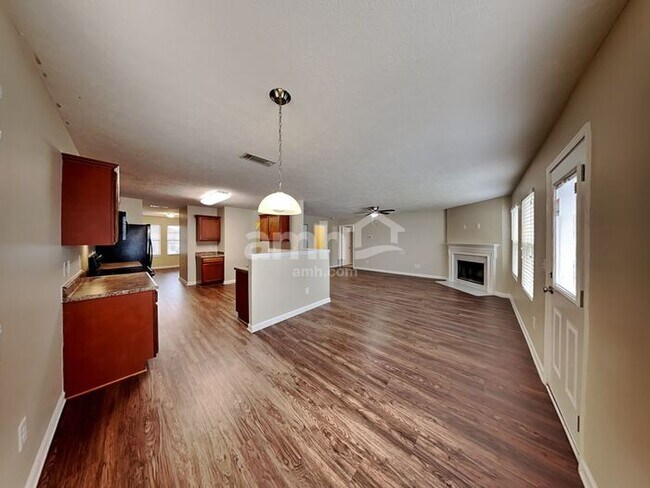 Building Photo - 3524 Boxelder Wy
