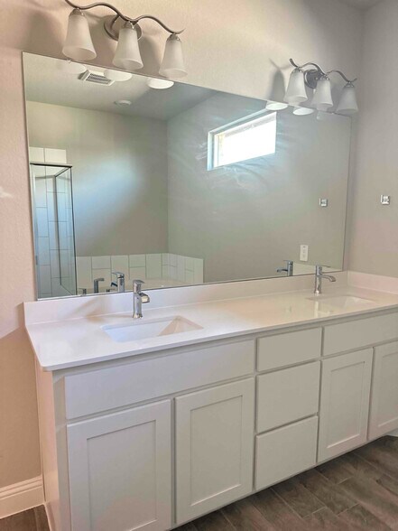 Building Photo - 4740 Dewy Rose Ln