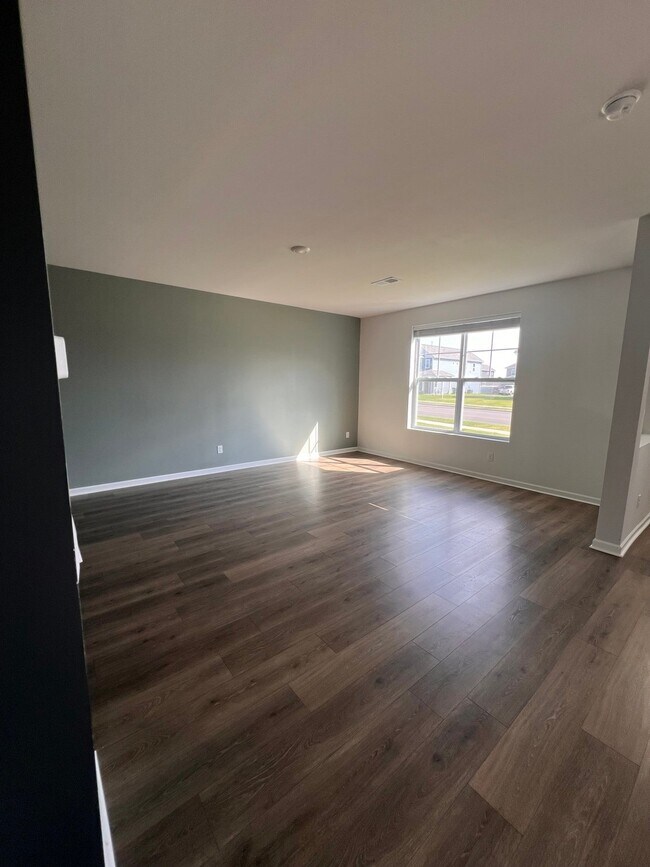 Building Photo - 1510 Ashgrove Pl