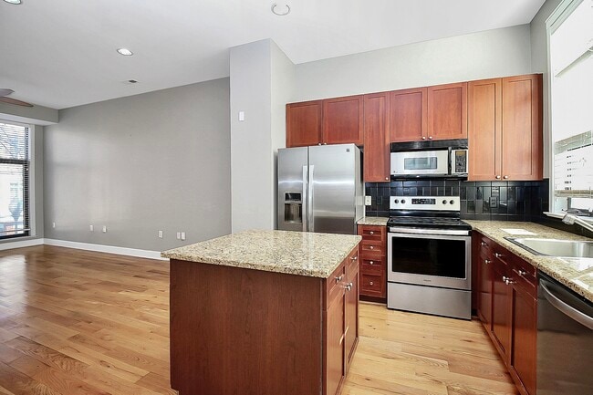 Building Photo - 608 Garden District Dr