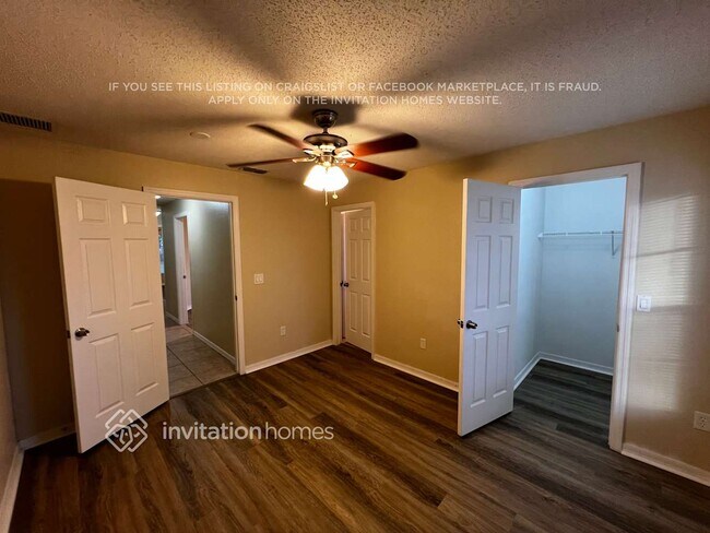 Building Photo - 1091 SW California Blvd