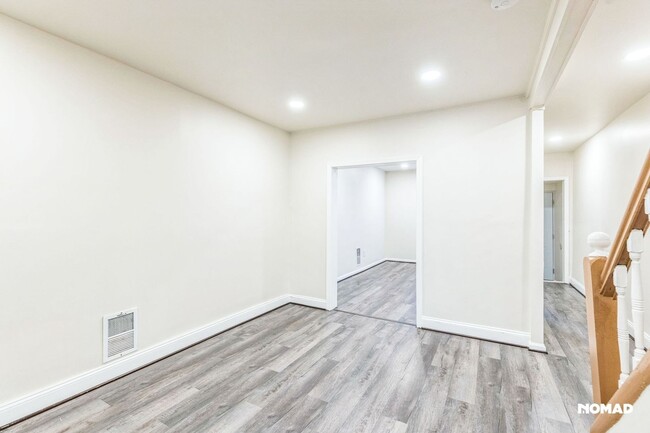 Building Photo - Charming 3BR Townhome in Baltimore
