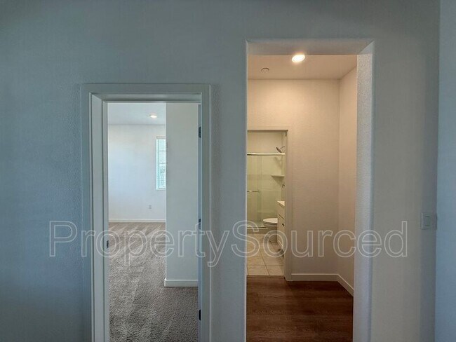 Building Photo - 754 Shearwater Rd