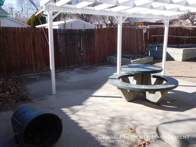 Building Photo - Single level home in Northwest Reno