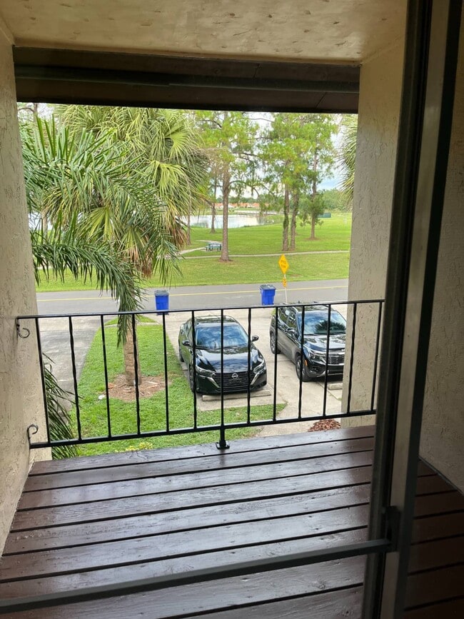 Primary Photo - 3731 Edgewater Dr