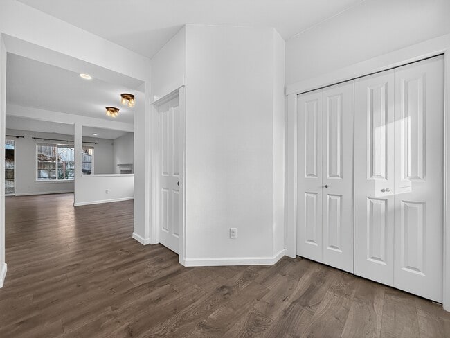 Building Photo - 9825 15th Pl SE