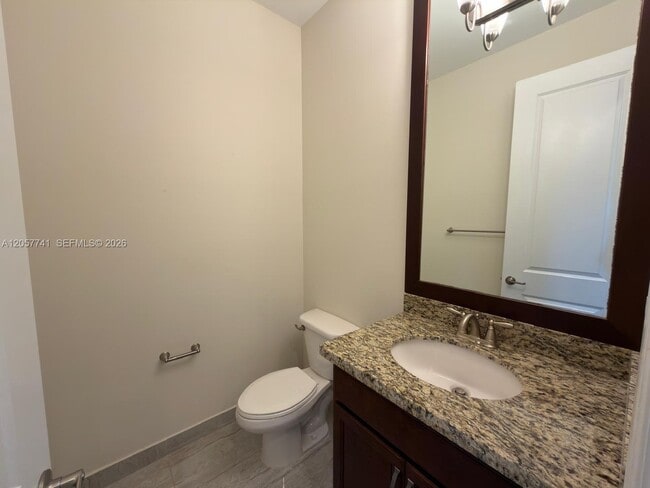 Building Photo - 455 SW 113th Ln