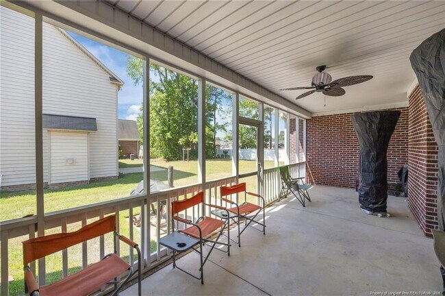 Building Photo - 3805 Sunchase Dr