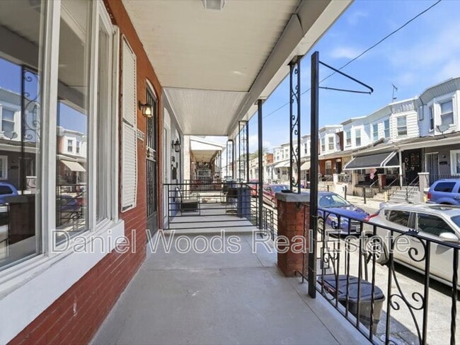 Building Photo - 5538 Walton Ave