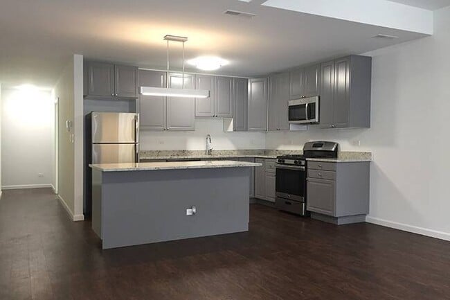 Floorplan - 5524-5526 S. Everett Avenue