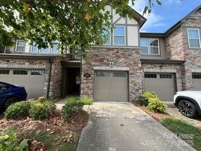 Building Photo - 9453 Glenburn Ln
