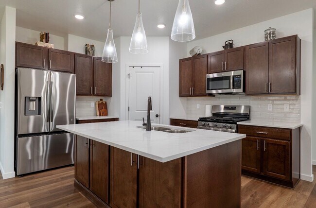 Building Photo - NEW LUXURY 4 BEDROOM 3 CAR GARAGE HOME IN OZARK MO! AVAILABLE 7/01/2026
