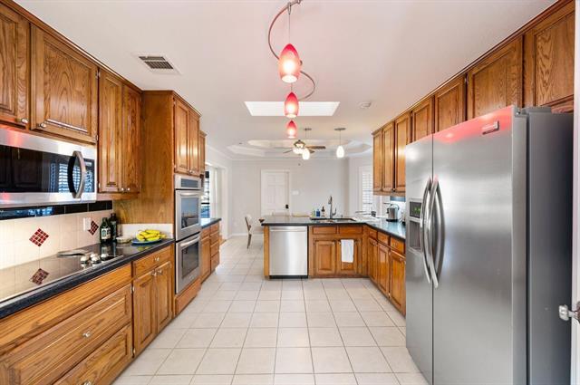 Building Photo - 1000 Raven Bend Ct