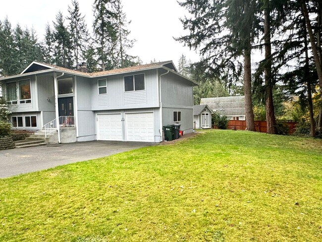 Building Photo - Charming 1-Bedroom 1 bath duplex in Gig Harbor