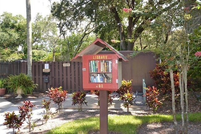 Building Photo - 2949 Buttonbush Ct