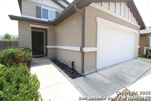 Building Photo - 10534 Legacy Cv