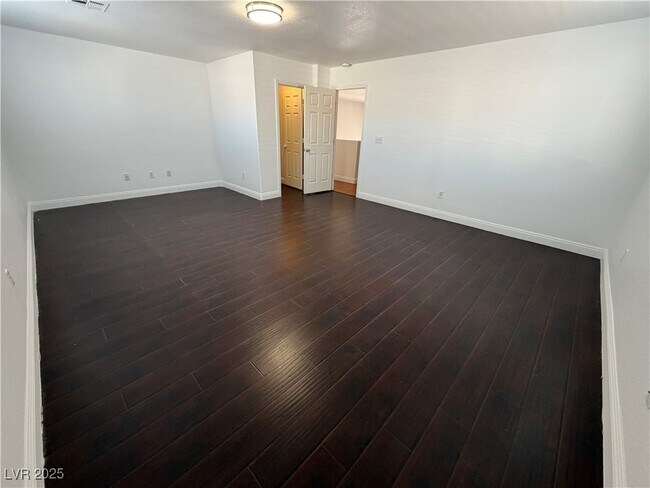 Building Photo - 9843 Ashton Pines Ct