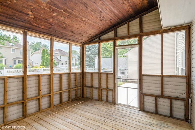 Building Photo - 1939 Appaloosa Dr