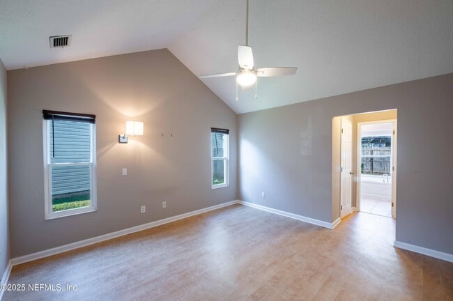 Building Photo - 2080 Tanager Dr