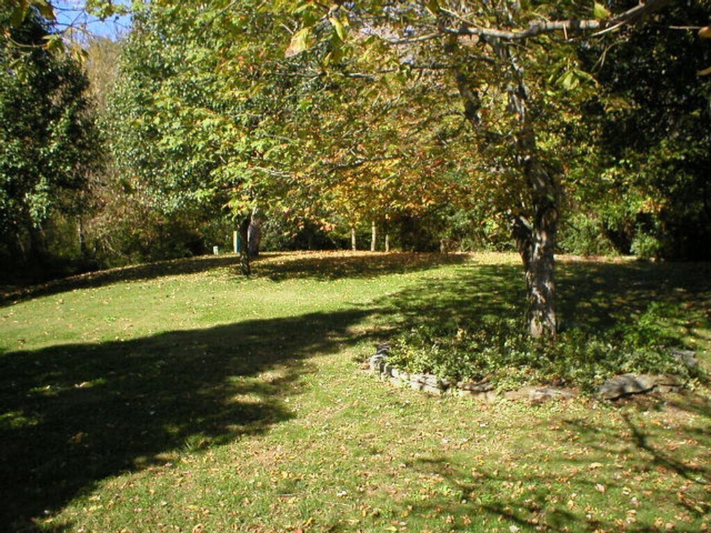 Building Photo - 1400 Kinnard Dr