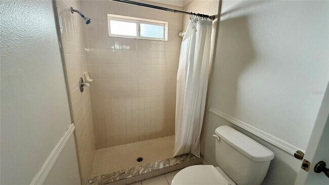 Building Photo - 3293 Brewster Dr