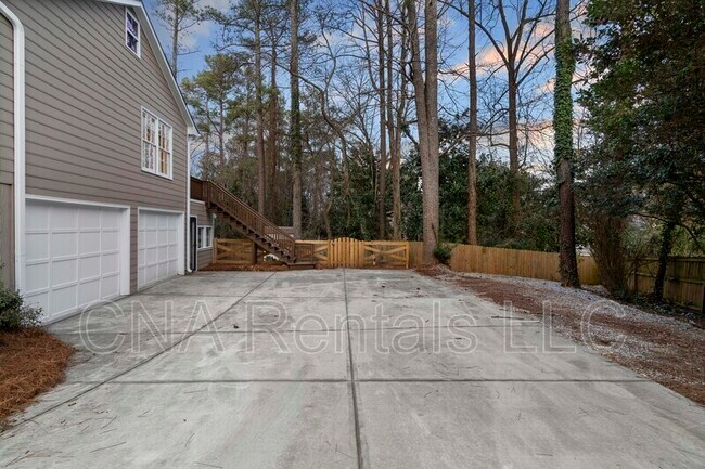 Building Photo - 3907 Brintons Mill