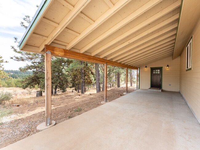 Building Photo - 117 Hummingbird Rd