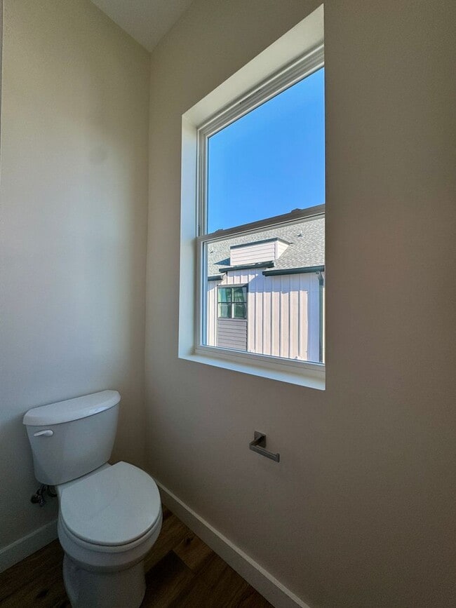 Building Photo - 1861 Zeta Way