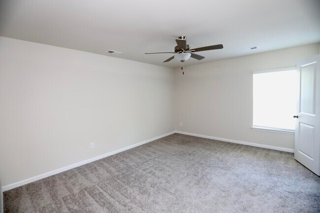Building Photo - 463 N High Duck Trail