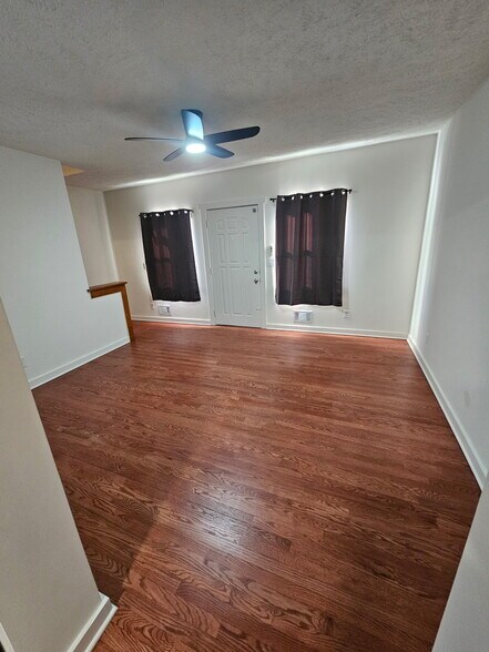 Building Photo - 2718 Pacific St