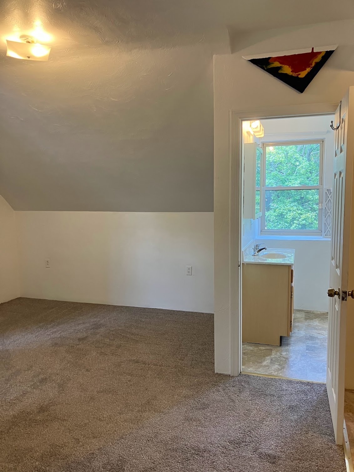 Building Photo - 5819 Bartlett St