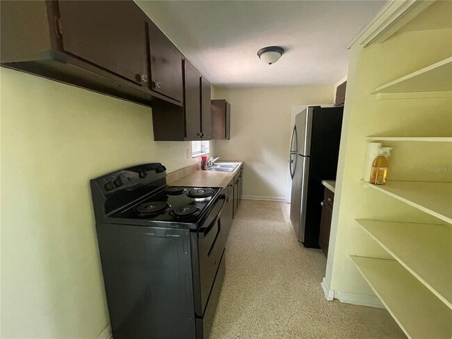 Building Photo - 1324 Whitewood Dr
