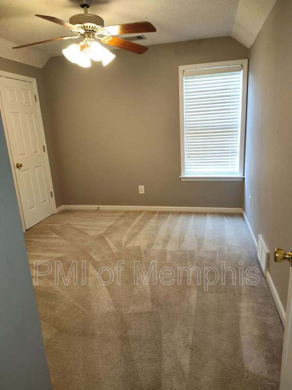 Building Photo - 3067 Woodland Fern Cove