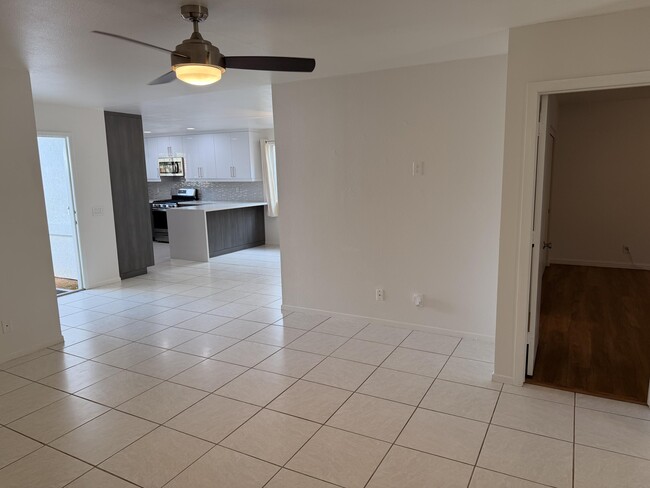 Building Photo - 51905 Avenida Velasco