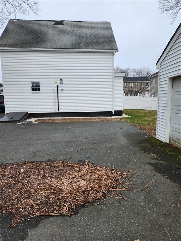 Building Photo - 24 Emmet St