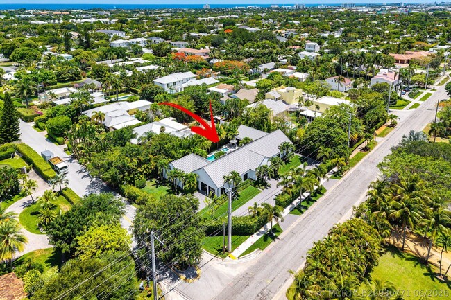 Building Photo - 1275 N Swinton Ave