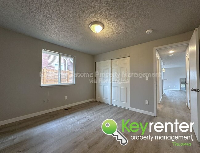 Building Photo - 2215 N Madison St